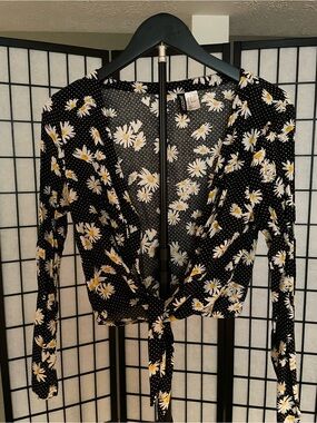 Divided Black Daisy-Print Tie-Front Blouse